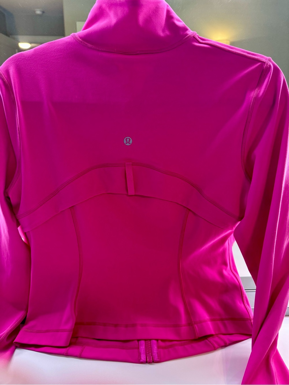 Lululemon Define Cropped Jacket Nulu Sonic Pink - Size 10 - Like New Condition - Picture 9 of 13
